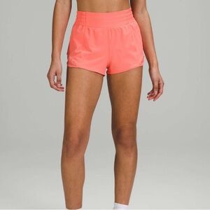 Lululemon Hotty Hot High Rise Lined Short 2.5” | Size 6 | Raspberry Cream